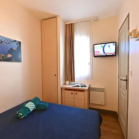 Village Cap Esterel - Le Village-80 By Interhome * Сен-Рафаэль