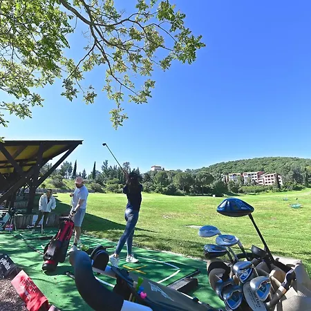 Village Cap Esterel - Le Village-80 By Interhome * Сен-Рафаэль