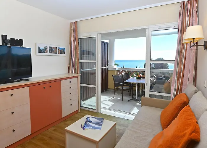 Village Cap Esterel - Le Village-80 By Interhome *