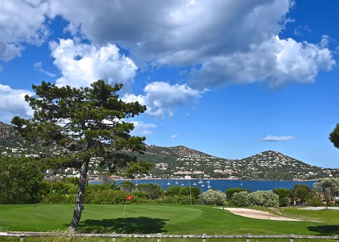 Village Cap Esterel - Le Village-80 By Interhome